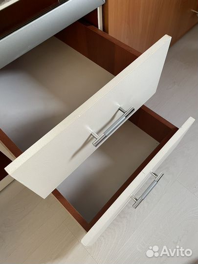 Шкаф с зеркало