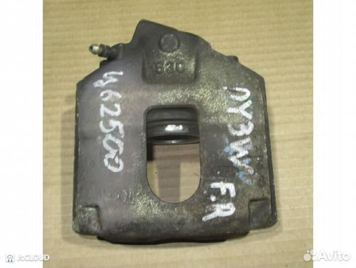 Суппорт на mazda demio DY3W ZJ-VE