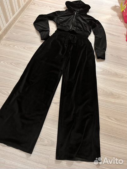 Велюровый спортивный костюм