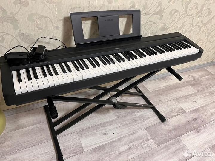 Цифровое пианино Yamaha P-45B пианино