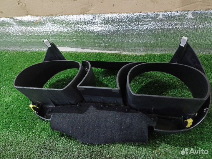 Накладка консоли Toyota Highlander 3.5 2GR-FE 2012