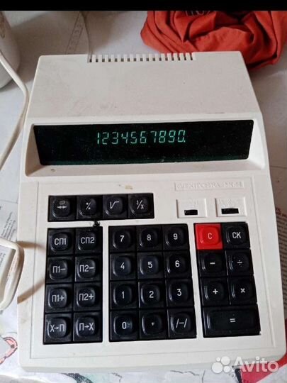 Микрокалькулятор старинный