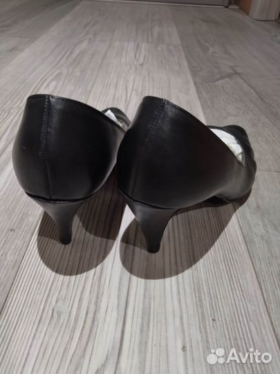 Женские туфли Salamander, кожа