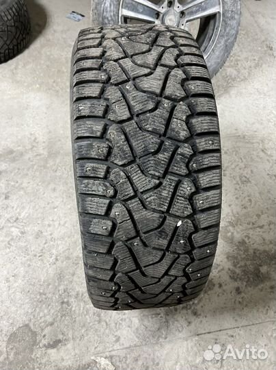 Pirelli Ice Zero 275/50 R20