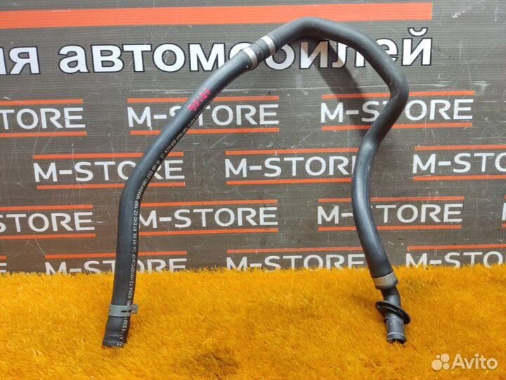 Патрубок системы охлаждения Mercedes-Benz E-Class