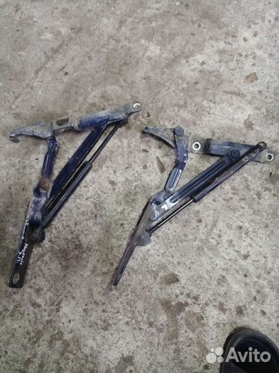 Петли багажника Kia Magentis 1