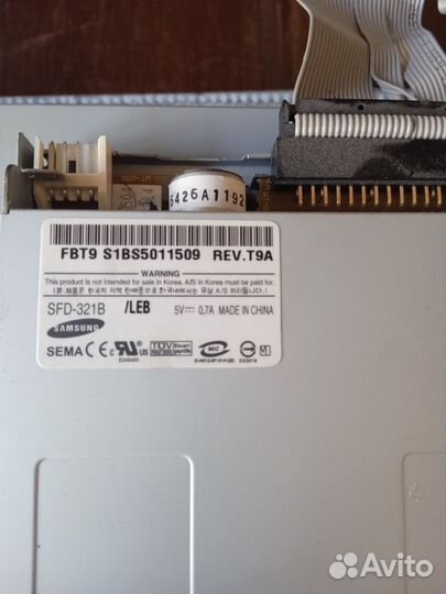 Компьютерные комплектующие SD -ROM: дисковод :DVD