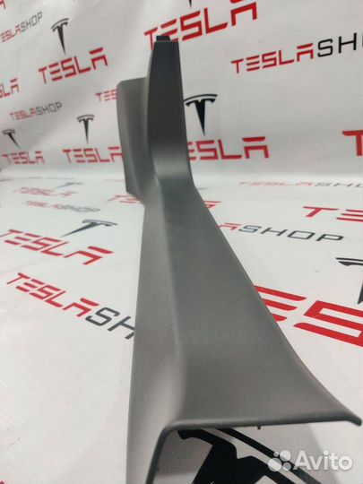 Накладка стойки А Tesla Model S (2012 - 2016)