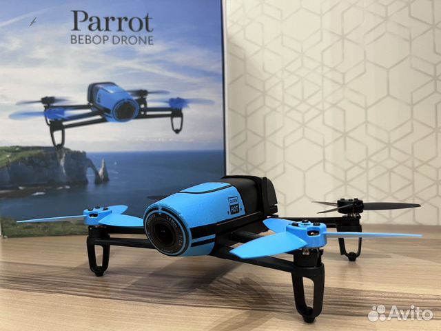 Дрон Parrot Bepop