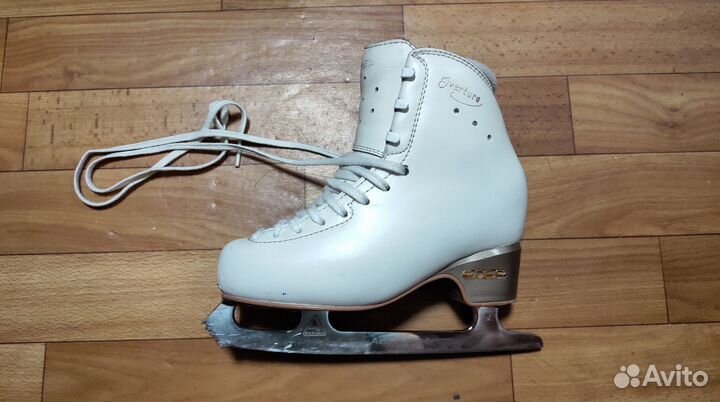 Коньки для фигурного катания Edea