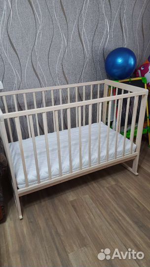 Детская кроватка + матрас
