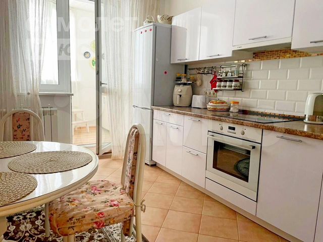 2-к. квартира, 71 м², 15/21 эт.