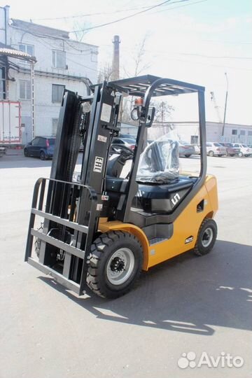 Вилочный погрузчик UN Forklifts FG25, 2023
