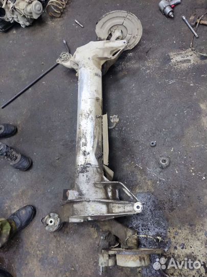 Задняя балка Citroen C5