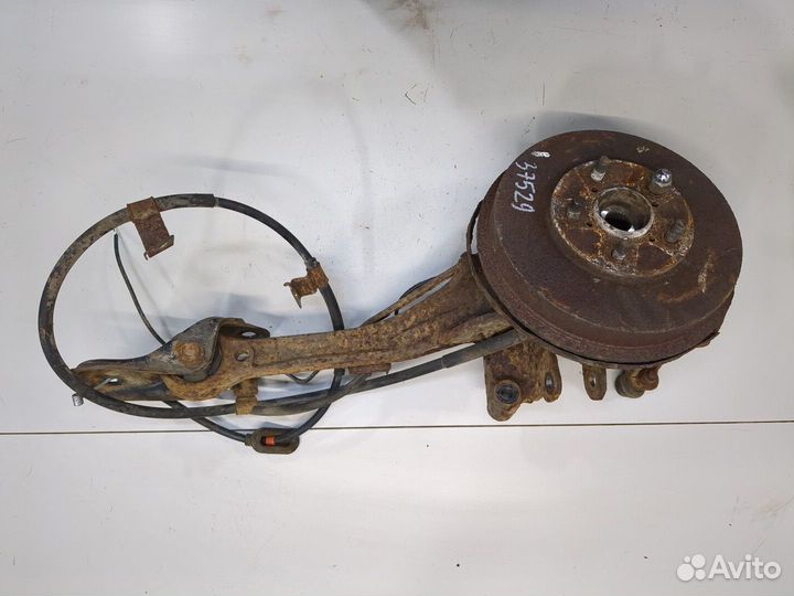 Ступица (кулак, цапфа) Subaru Legacy (B12), 1999