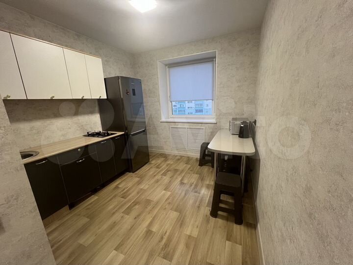 2-к. квартира, 58 м², 7/10 эт.