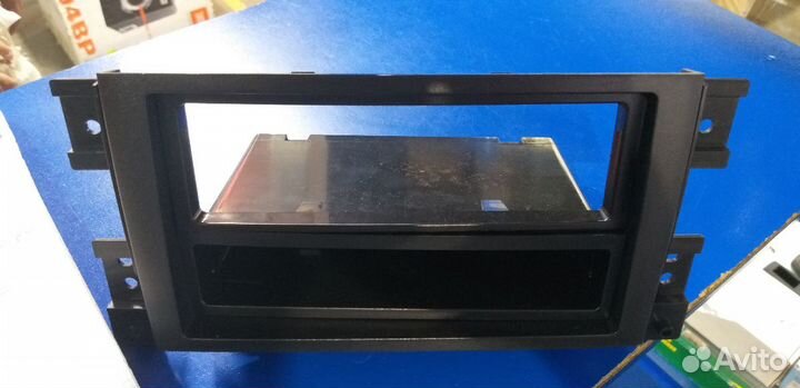 Рамка переходная Сузуки Грант Витара 1/2d 99-7953