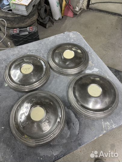 Колпаки на волгу 24