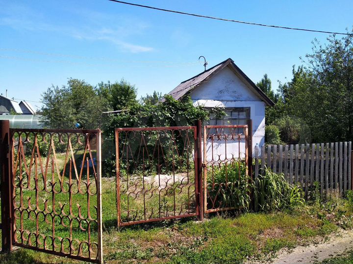 Дача 20 м² на участке 5,46 га