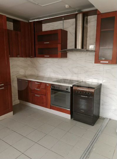 Комната 38 м², 3/3 эт.