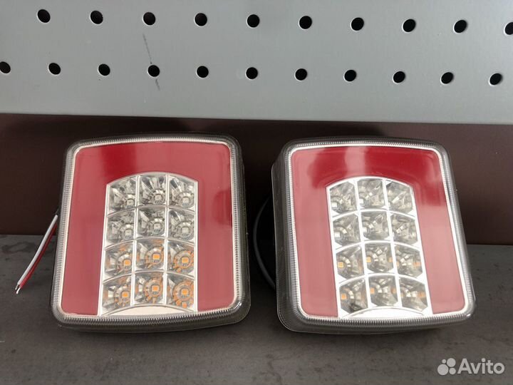 Неоновые светодиодные фонари на прицеп 2 шт