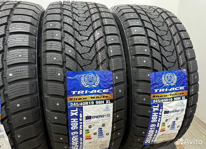 Tri Ace Snow White II 245/40 R19 и 275/35 R19 21J