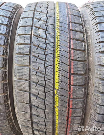 Bridgestone Blizzak VRX 205/55 R17 101V