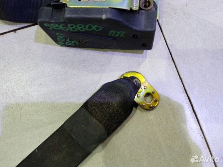 Ремень безопасности передний правый Volkswagen Passat B5