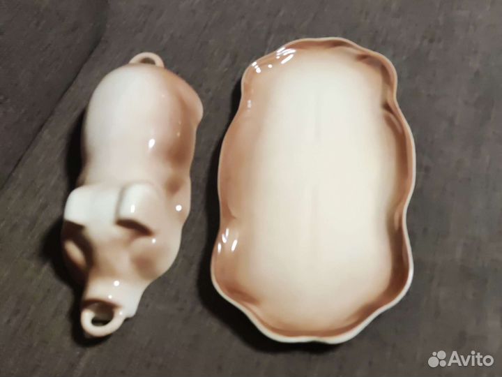 Блюдо поросёнок