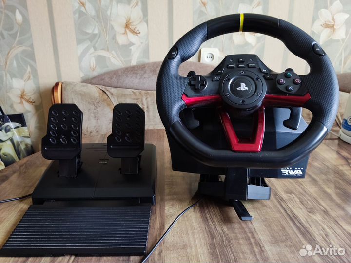 Руль hori для PS4 или PC