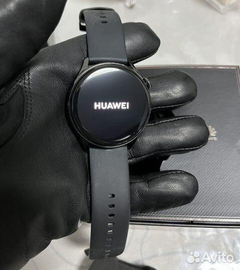 Смарт-часы Huawei watch 3