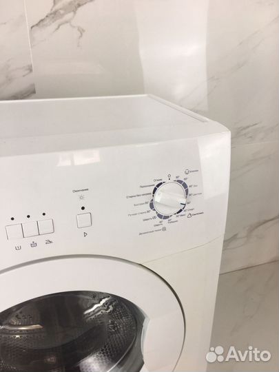 Стиральная машина бу Zanussi ZWS281 5 кг