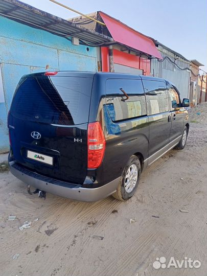 Hyundai H-1 2.5 AT, 2013, 260 000 км