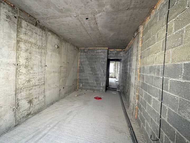 2-к. квартира, 67 м², 8/13 эт.