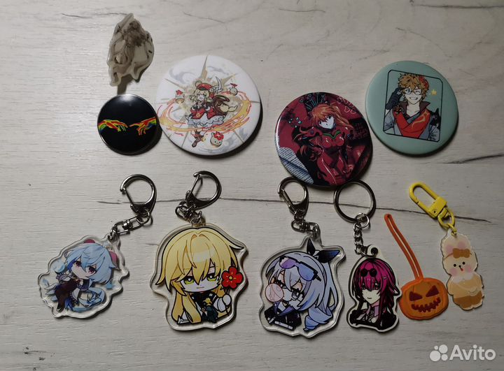 Значки, брелки/брелоки