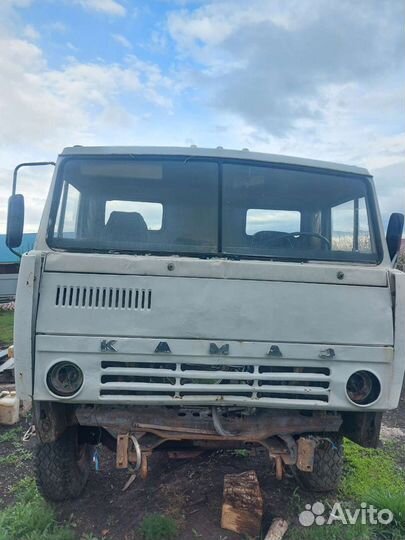 Запчасти на камаз 55102