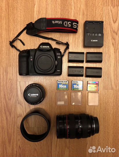 Фотоаппарат Canon EOS 5D mark IV Body