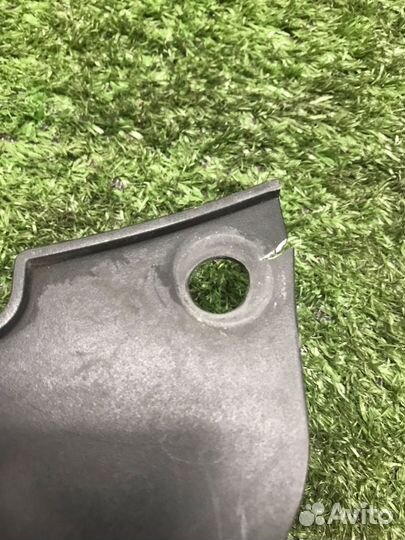 Накладка замка капота Audi A5 8T