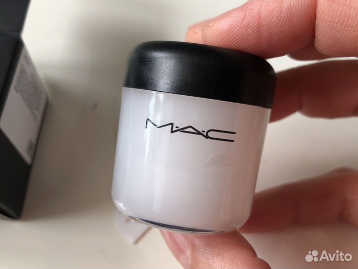 Основа для смешивания теней mac