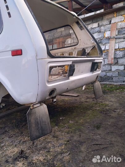 Кузов на ниву 2121 с документами