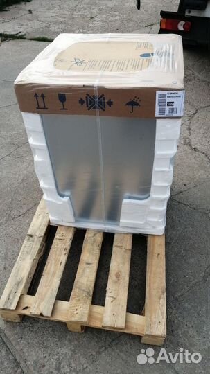 Встраиваемая посудомоечная машина Bosch SMV6ZDX49E