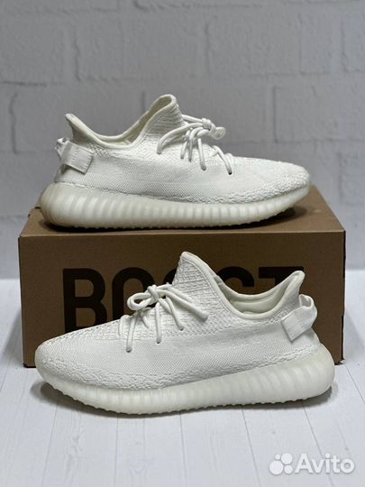 Кроссовки Adidas Yeezy 350 для повседневной носки