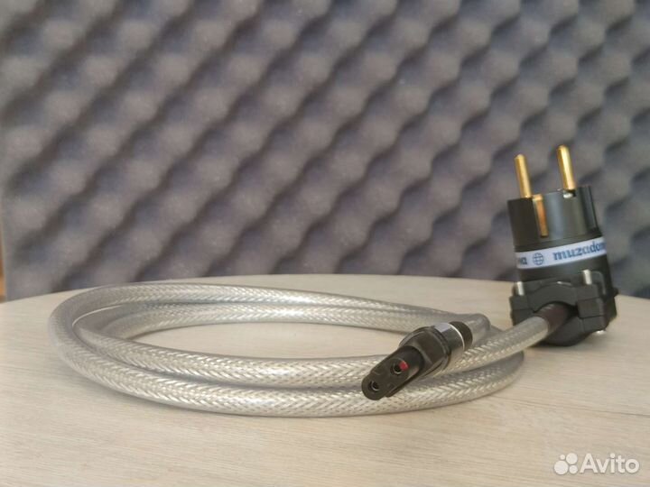 Силовой 90 угол вилки. Кабель Germany