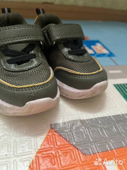 Кроссовки Tombi 22 размер