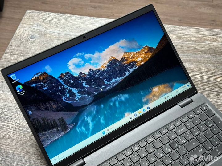 Ноутбук Dell Latitude 3540 i5-1335U 8GB 256GB