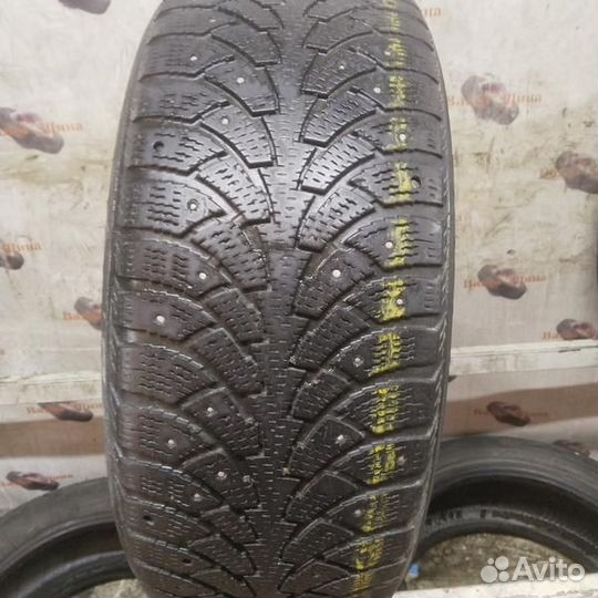 Nokian Tyres Hakkapeliitta 4 215/55 R16