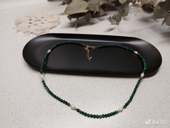 Чокер из натурального малахита и жемчуга