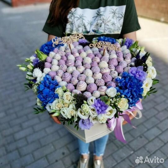 Клубника в шоколаде, Букеты с клубникой