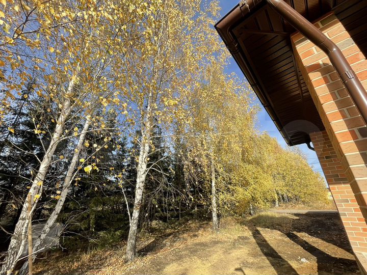 Коттедж 130 м² на участке 10 сот.