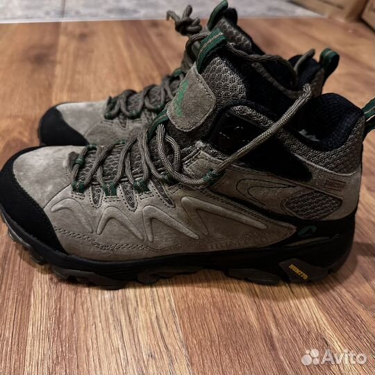 Треккинговые ботинки женские Humtto